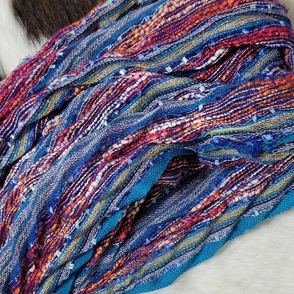 Scarf - Picture 3 of 4